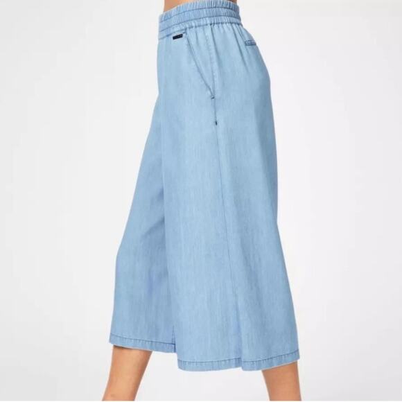Sweaty Betty $128 Dusk Chambray Blue Wide Leg Culottes Cropped Pants XS EUC - Picture 12 of 13